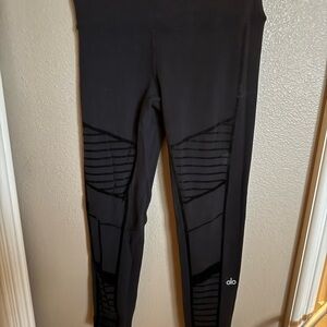 ALO Yoga Black Leggings